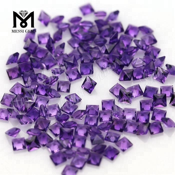 Quadratus 2.5 x 2.5 mm lapis amethystus naturalis