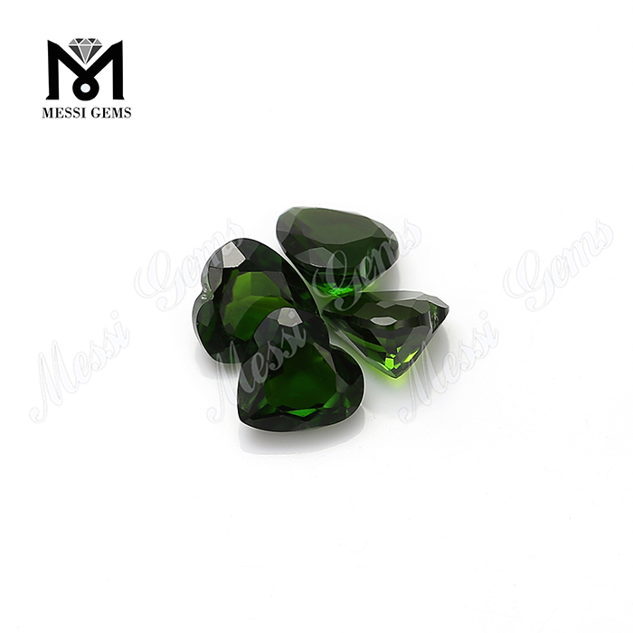 Tutus princeps qualitas cordis figura lapidea lapidea naturalis chrome diopside