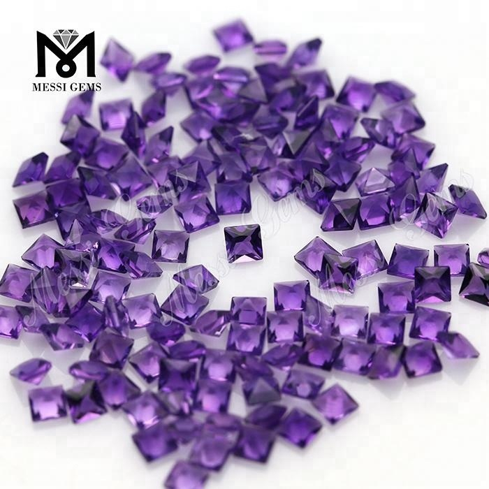 Quadratus 2.5 x 2.5 mm lapis amethystus naturalis