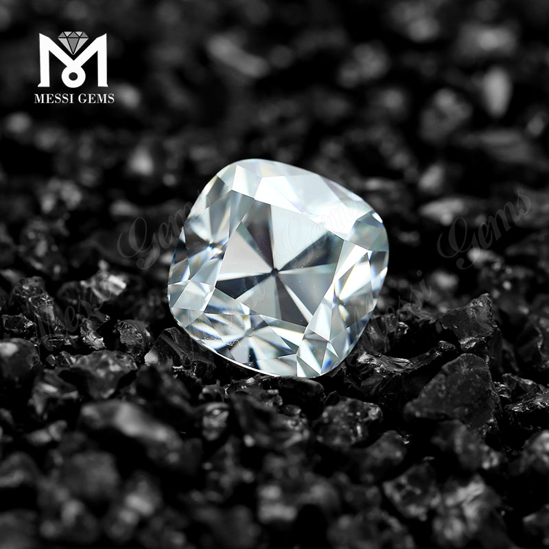 Cushion Cut White Solitaire moissanite Adamas DEF Color