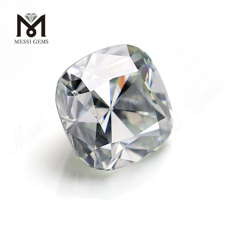 Cushion Cut White Solitaire moissanite Adamas DEF Color