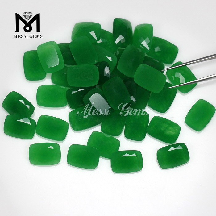 Green Quartz Cushion 10 x 14 mm