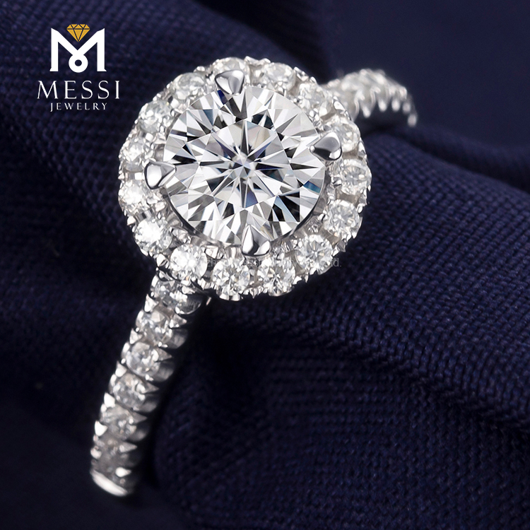 Moissanite Aurum Orbis