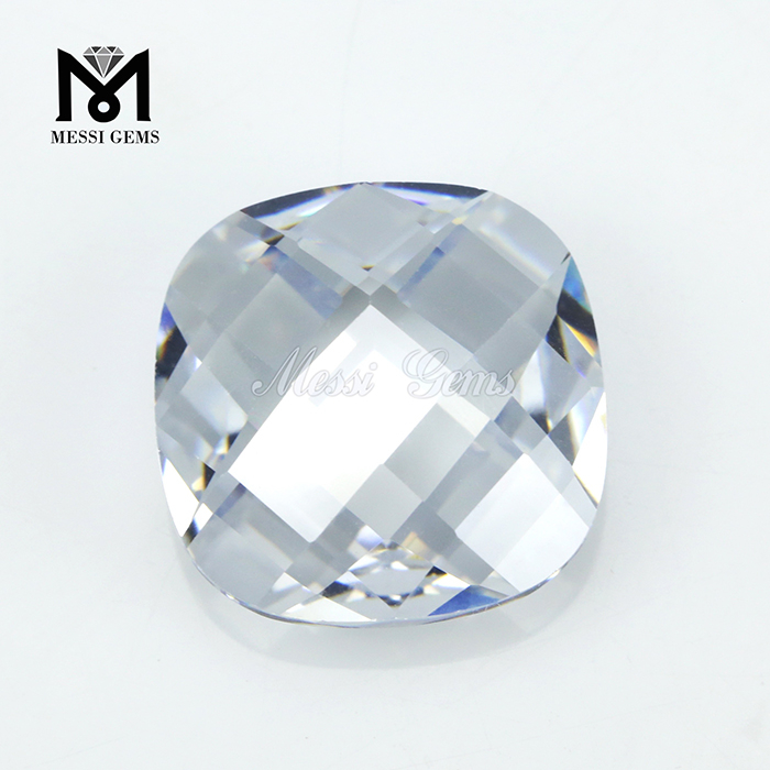 Quadratus princeps candidus color synthetica zirconia lapis cut