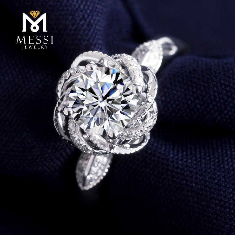 Moissanite aurum circulum pro mulieribus