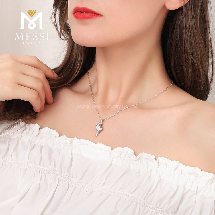 Moissanite realis aurum jewelry