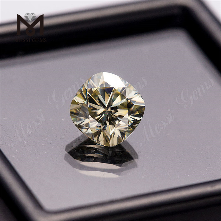 Cushion Cut 5.5*5.5mm flavus color syntheticus moissanite