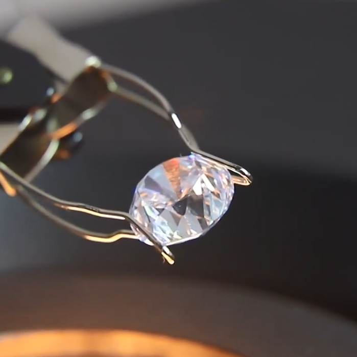 Lab crevit Diamond Pectus: Ante emeris