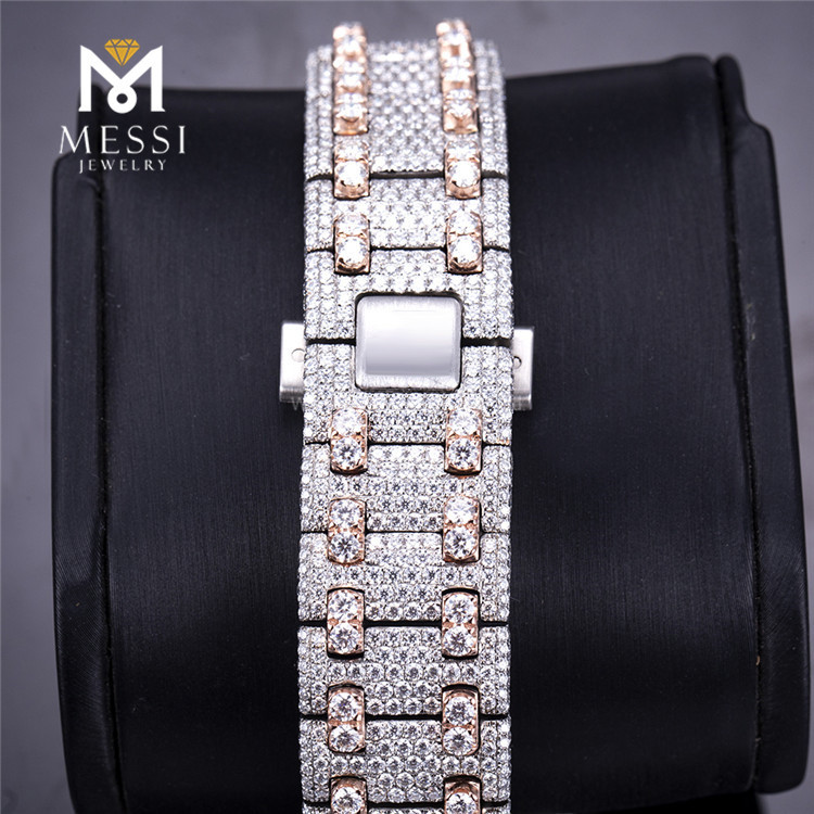 Moissanite auri vigilia mens